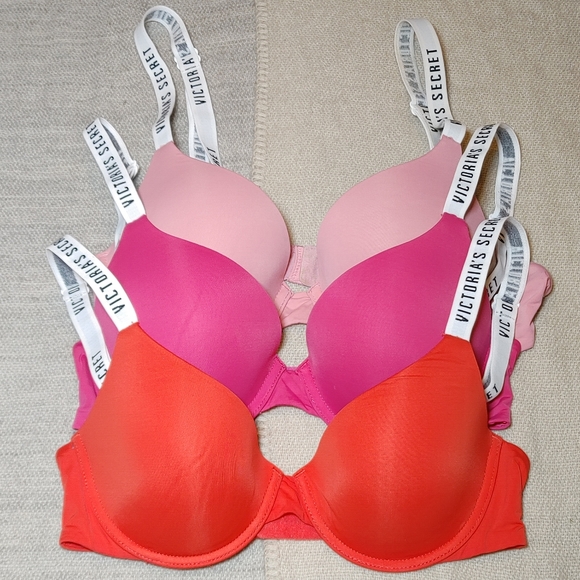 Victoria's Secret Other - Victoria's secret push up bra bundle 32C